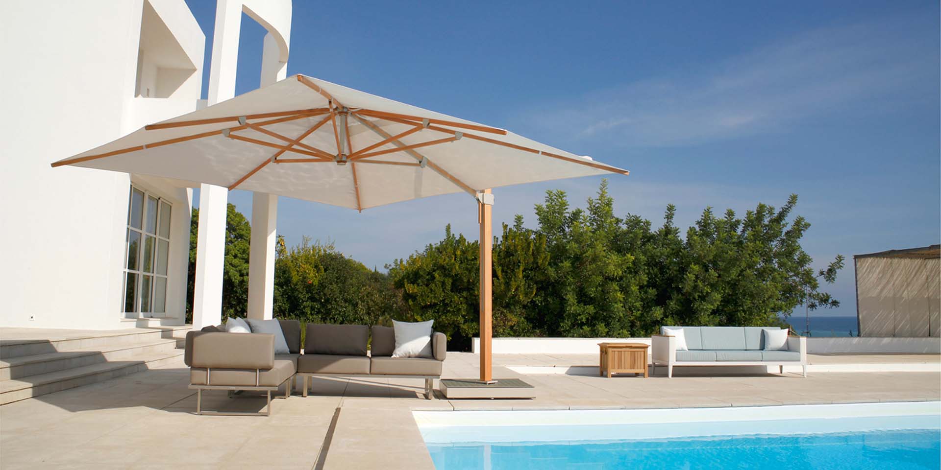 Barlow Tyrie Napoli Parasols Cantilever 3.5m X 3.5m