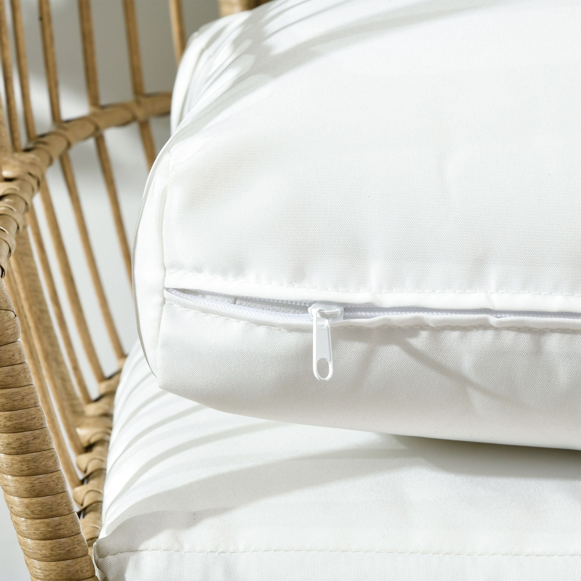 Outsunny Round Rattan Egg Chair W/ Cushions Khaki