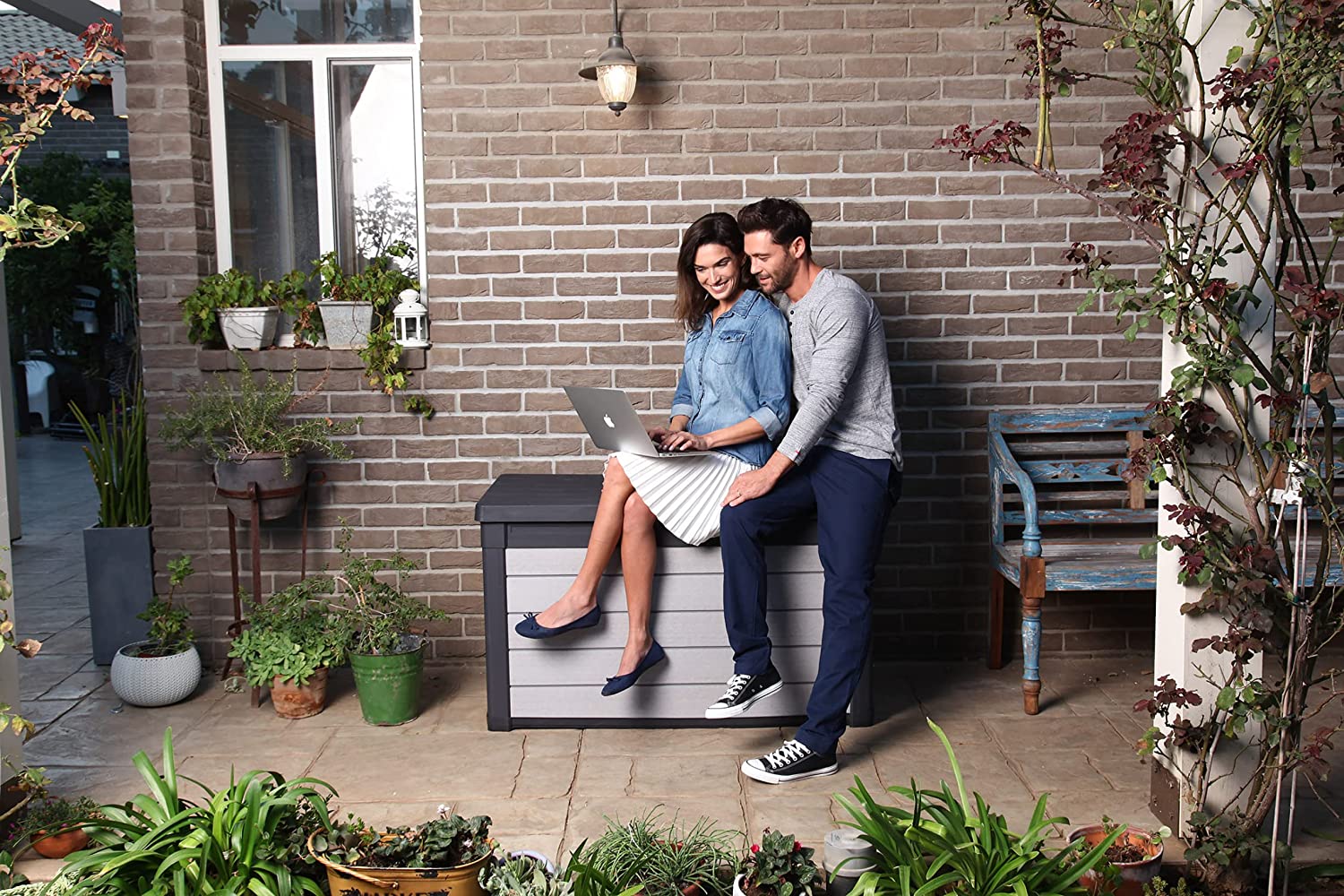 Denali 100 Gallon Resin Large Deck Box - Grey / Black - Image 2